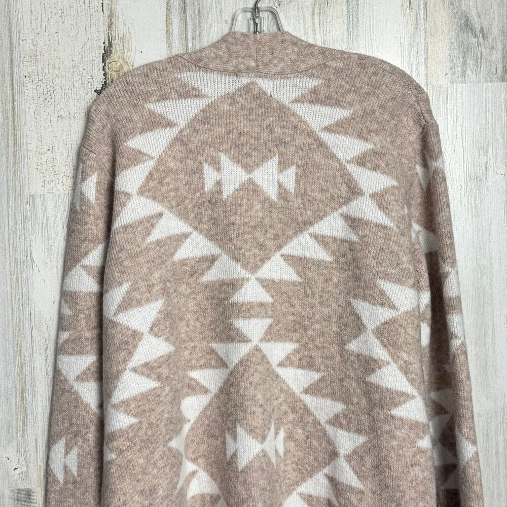 Frye The Cozy Cardigan Open Front Tan and White Western Nordic Pattern Cardigan - Picture 5 of 10